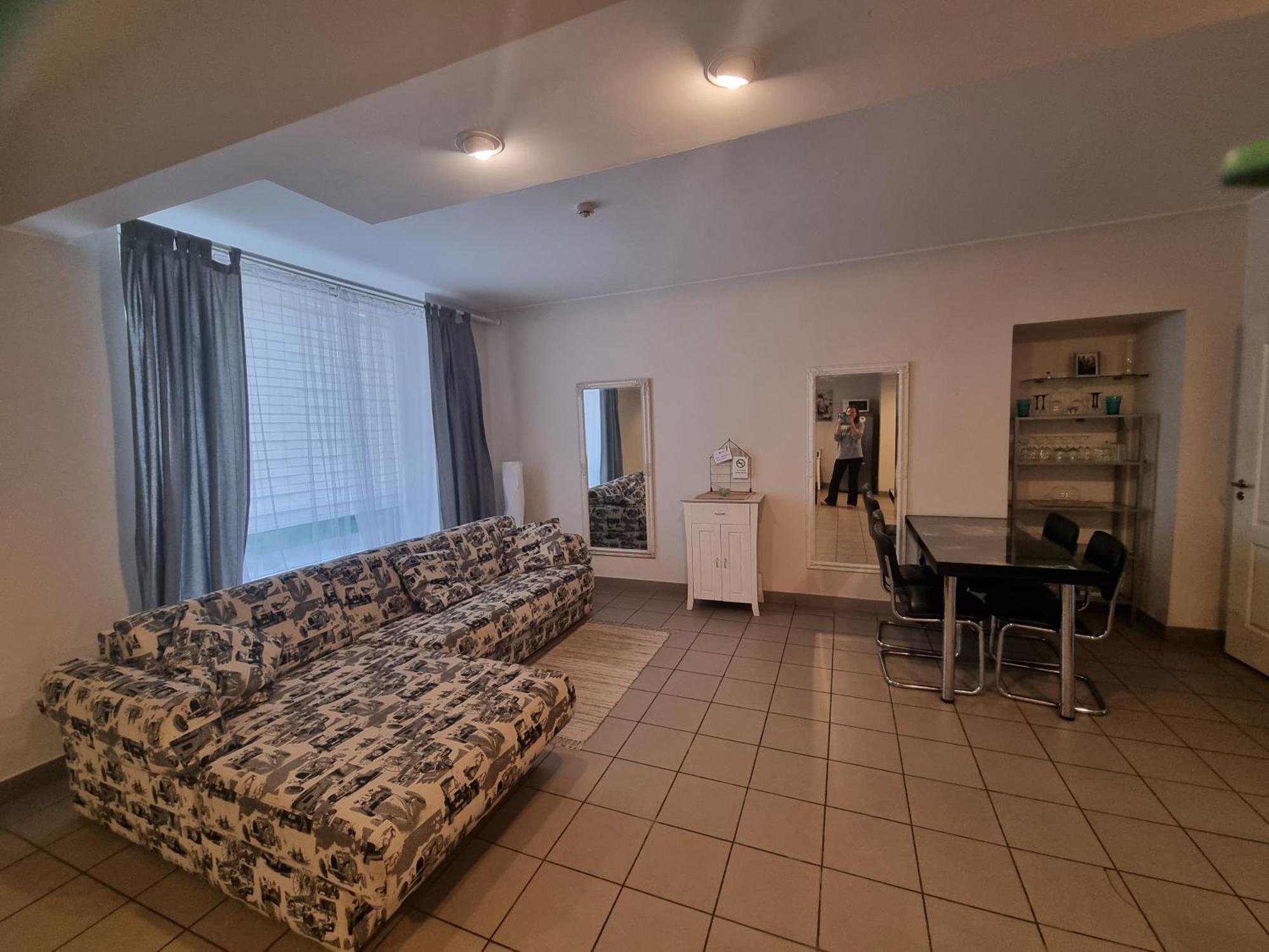 Camellia Studio Apartment & Parking Riga Extérieur photo