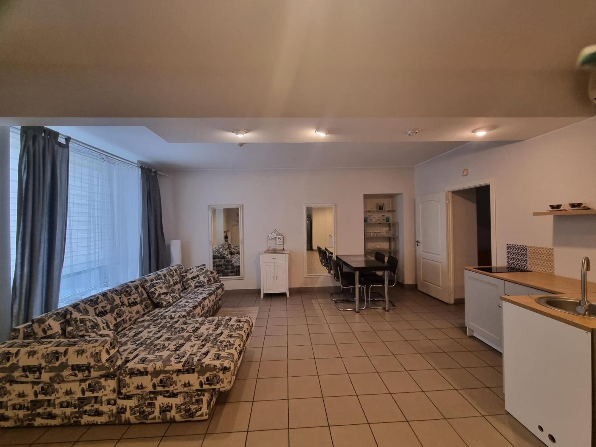 Camellia Studio Apartment & Parking Riga Extérieur photo